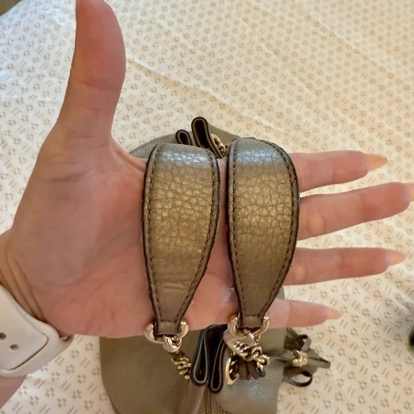 Gucci Metallic Shoulder Bag **PRICE FIRM*** - Picture 7 of 11